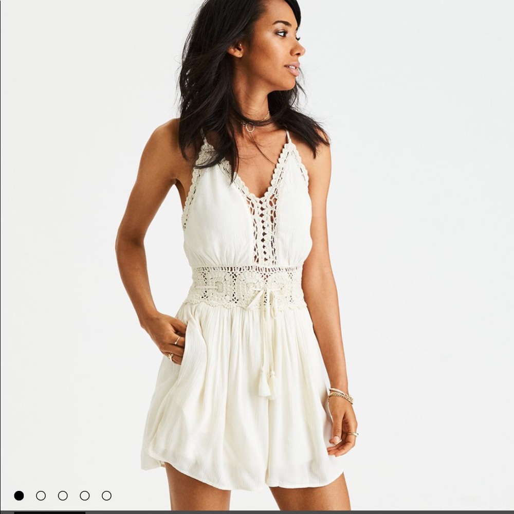 New American Eagle Cream Crochet Romper - XSmall - Picture 1 of 6